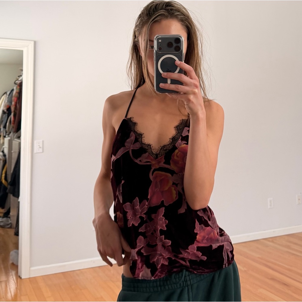LUCY PARIS MAROON FLORAL TOP WITH LACE TRIM